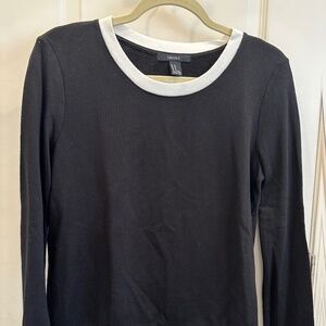 Forever 21 Black & White Long sleeve Size Medium Top